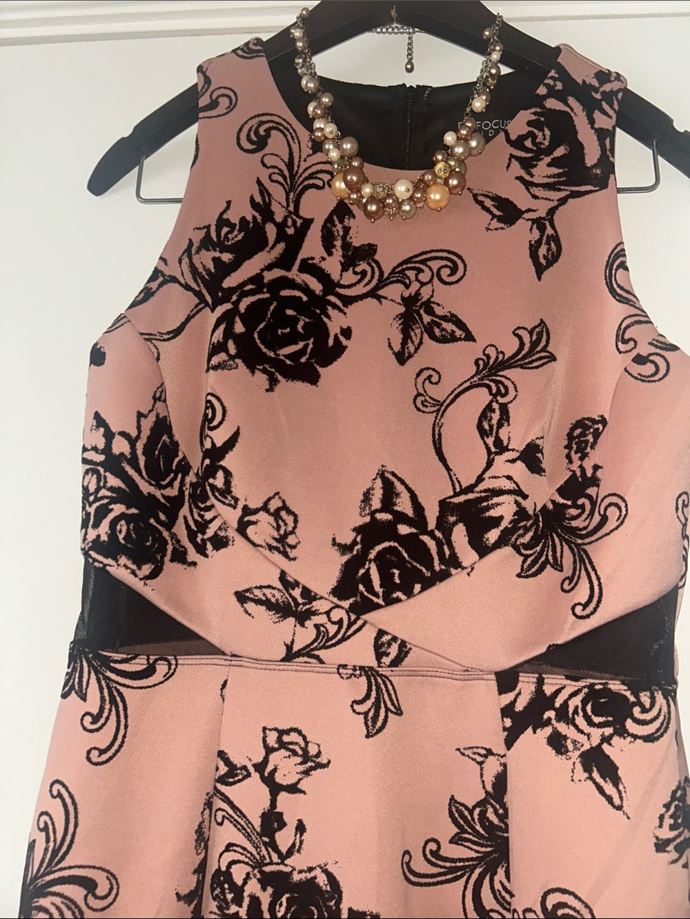 Enfocus Studio Pink Floral Cutout sleeves less Midi Dress size 6